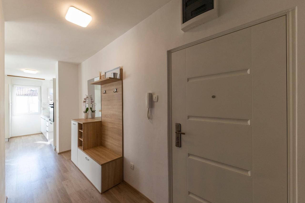 扎达尔Apartman Morena公寓 外观 照片